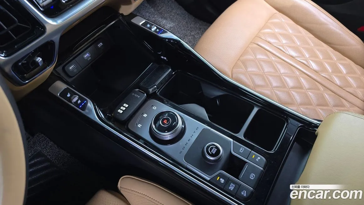 Kia Sorento — фото 5