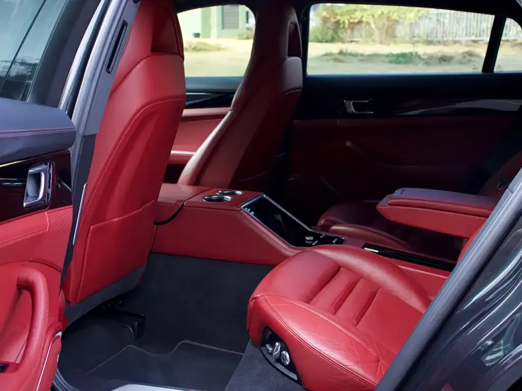 Porsche Panamera 2021 из CN, фото 2