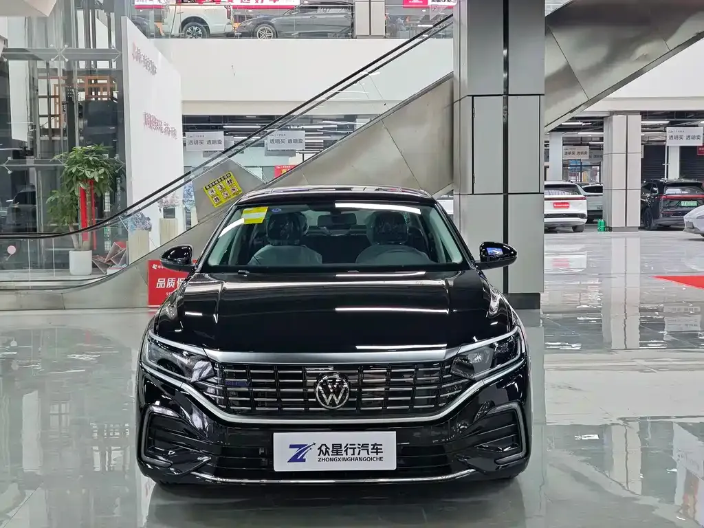 Volkswagen Passat New Energy — фото 8