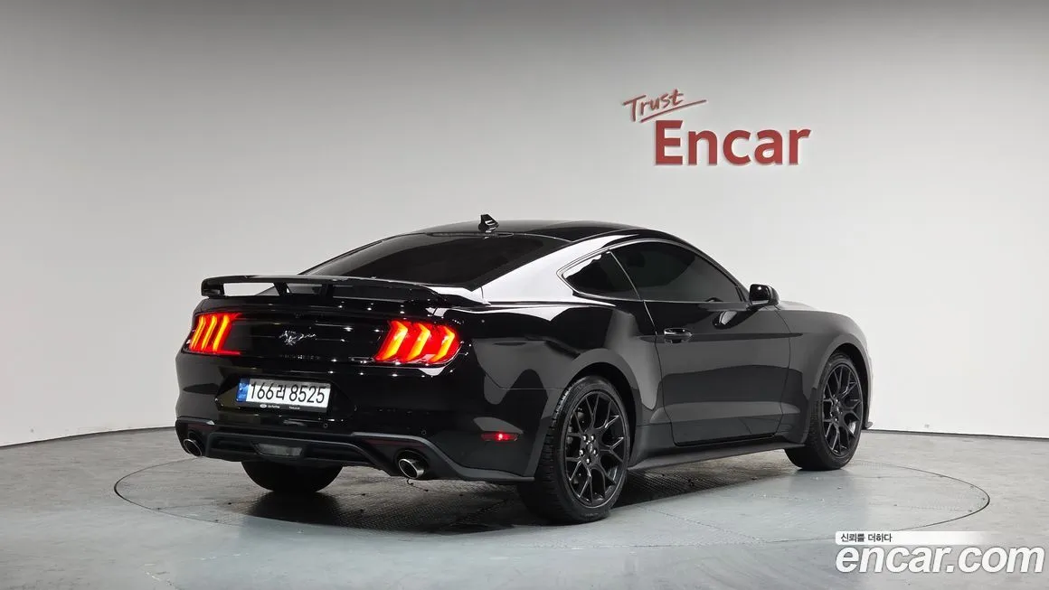 Ford Mustang 2022 из KR, фото 3