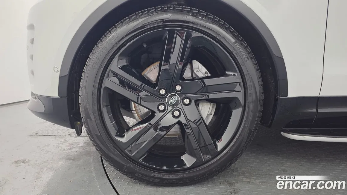 Land Rover Discovery 2024 из KR, фото 2