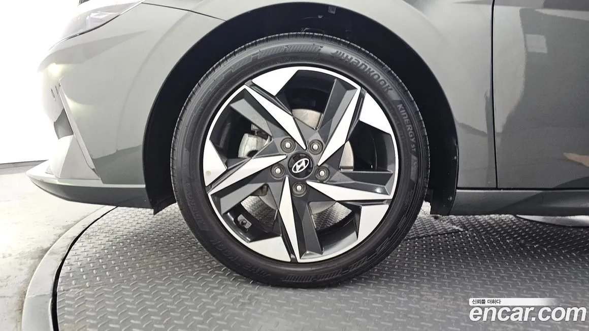 Hyundai AVANTE 2021 из KR, фото 5