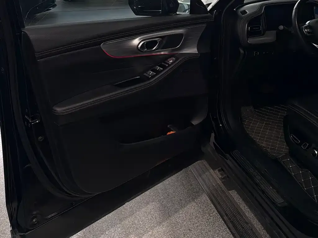 GAC Motor Trumpchi GS8 — фото 9