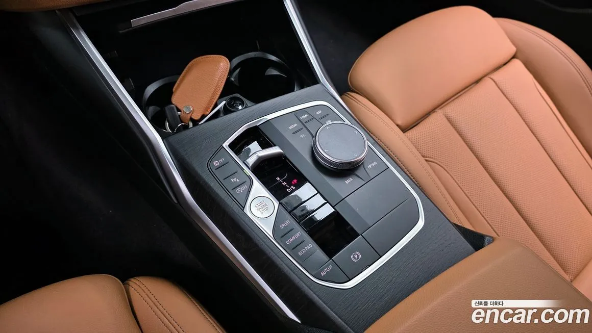 BMW 3-Series 2024 из KR, фото 5