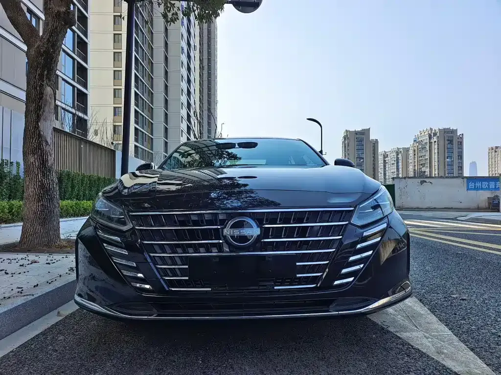 Nissan Teana — фото 3