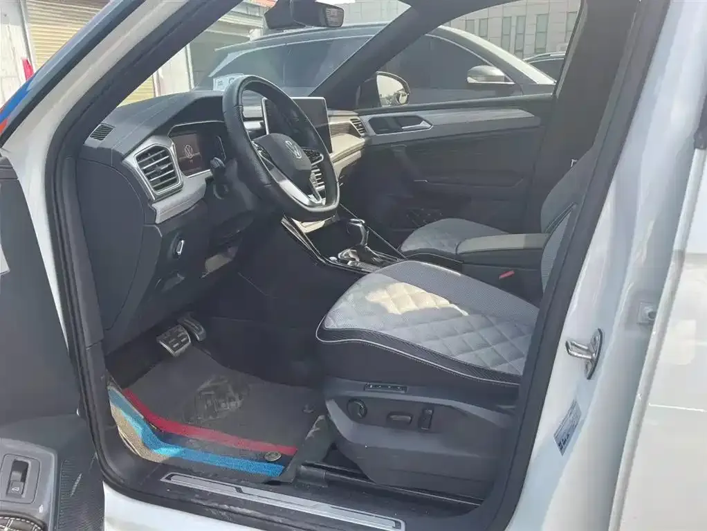 Volkswagen Tayron X 2022 из CN, фото 9