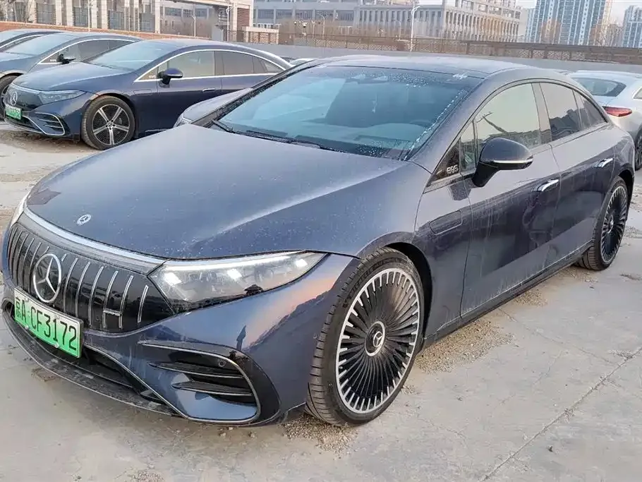 Mercedes-Benz EQS AMG — фото 1