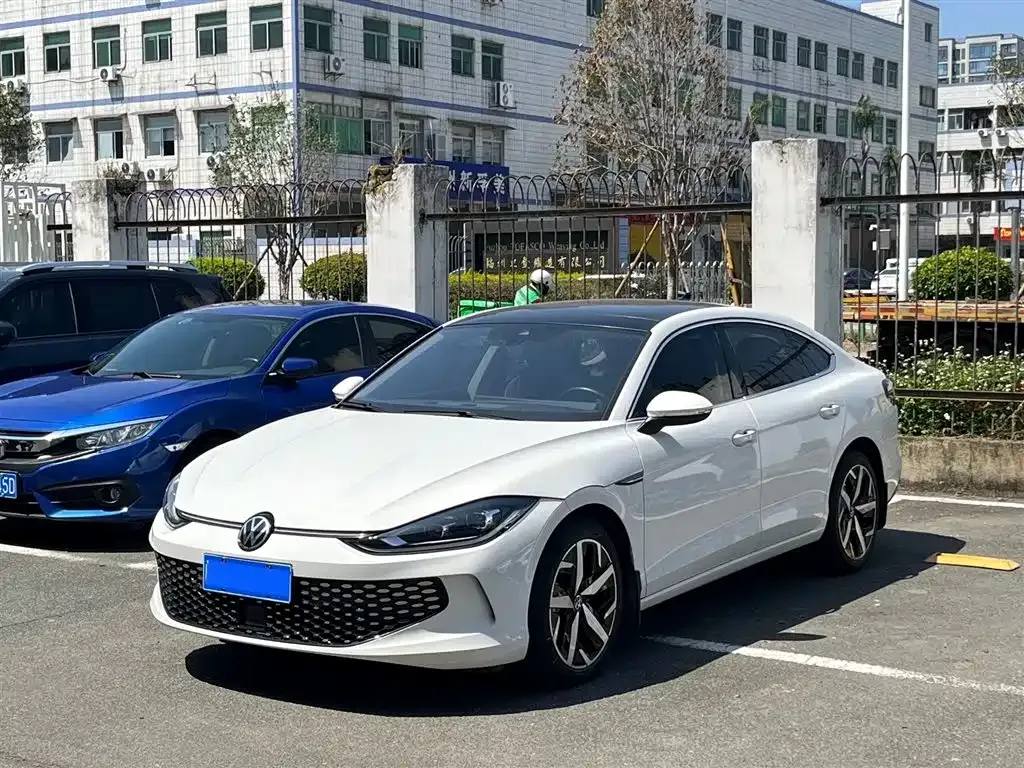 Volkswagen Lamando 2023 из CN, фото 1