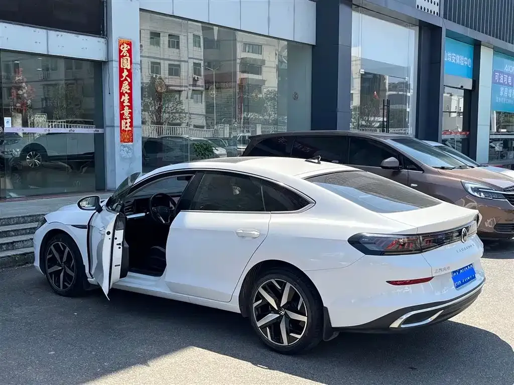 Volkswagen Lamando 2023 из CN, фото 2