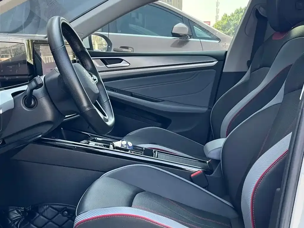 Volkswagen Lamando 2023 из CN, фото 3