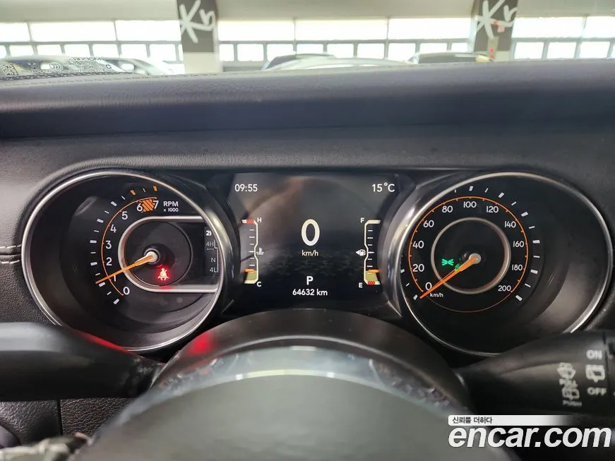 Jeep Wrangler 2022 из KR, фото 10