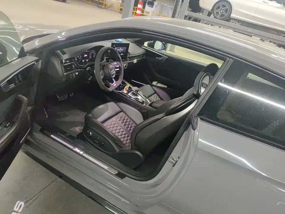 Audi RS 5 2024 из CN, фото 5