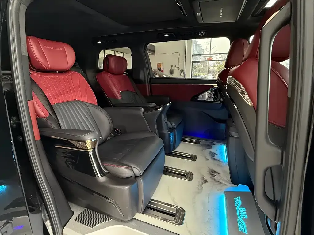 GAC Motor Trumpchi M8 — фото 10