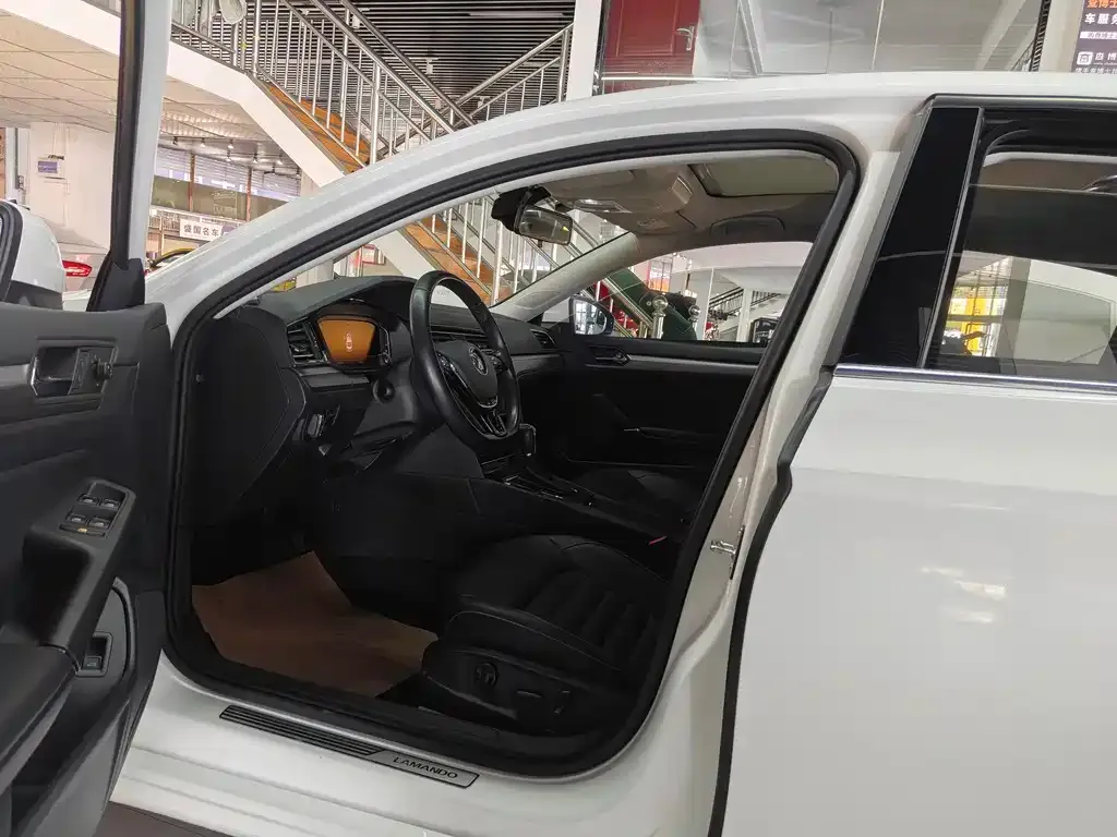 Volkswagen Lamando 2021 из CN, фото 4