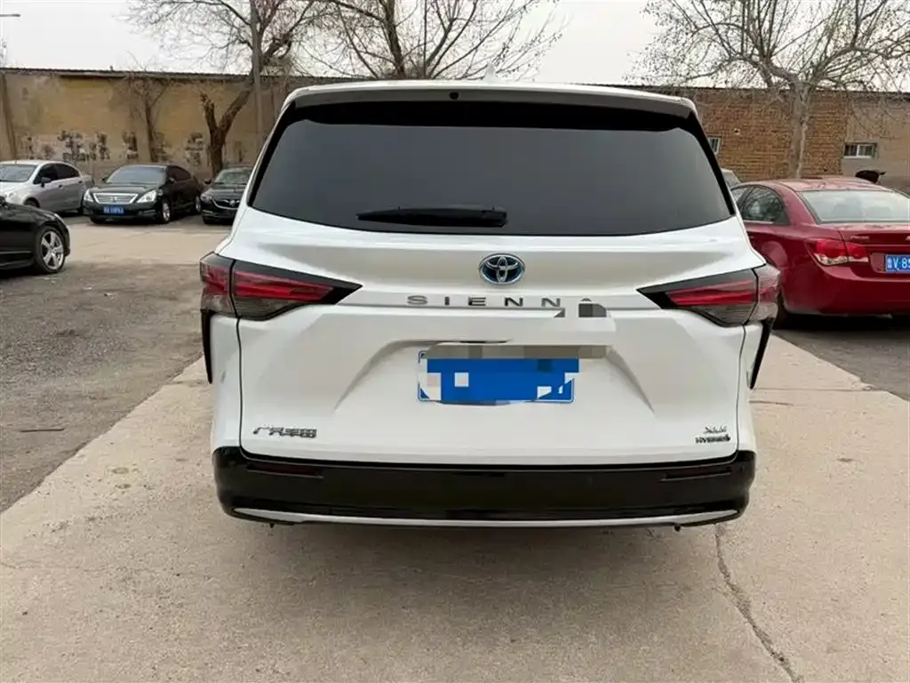 Toyota Sienna 2022 из CN, фото 7