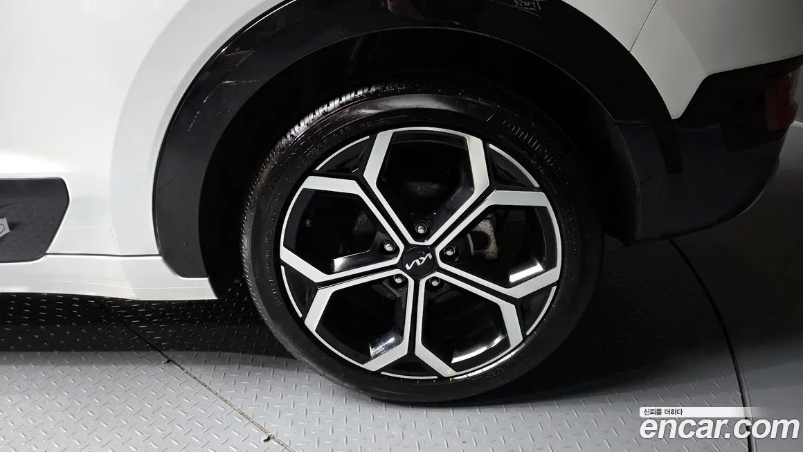 Kia Niro — фото 9