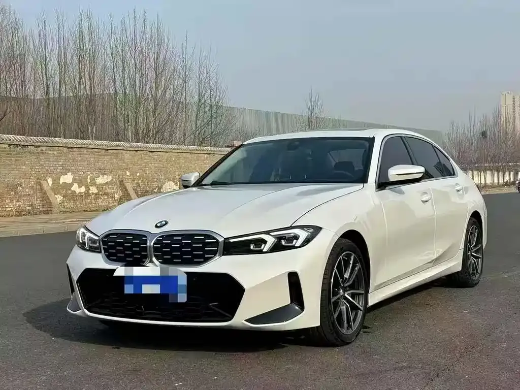 BMW 3 Series 2024 из CN, фото 1