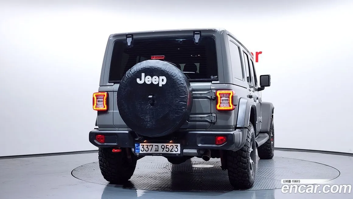 Jeep Wrangler 2023 из KR, фото 4