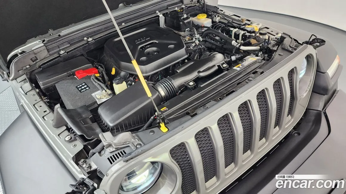 Jeep Wrangler 2023 из KR, фото 10