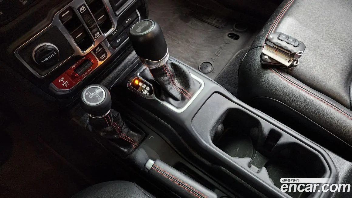 Jeep Wrangler 2023 из KR, фото 8