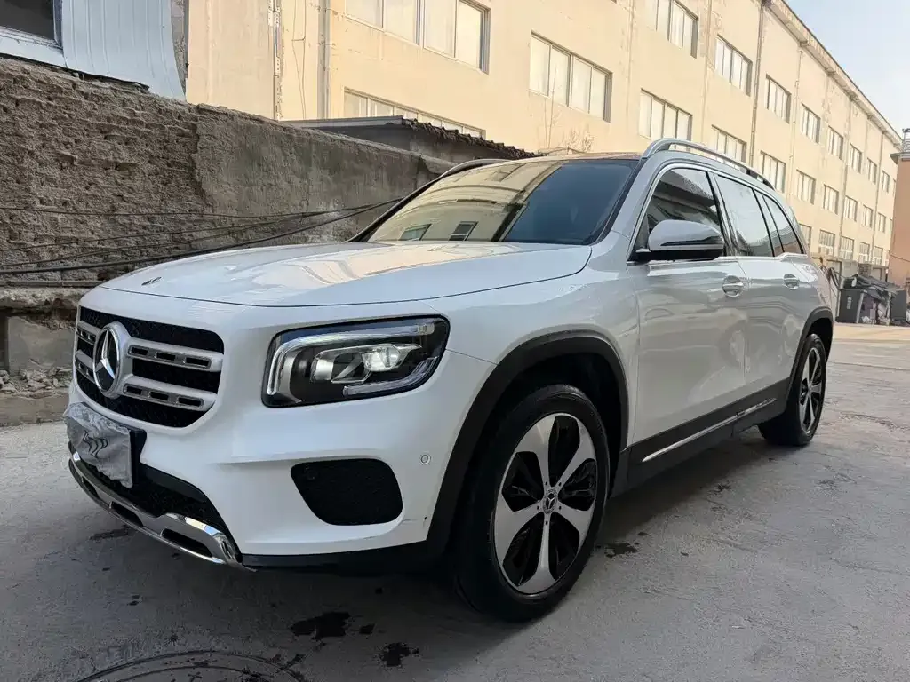 Mercedes-Benz GLB — фото 4