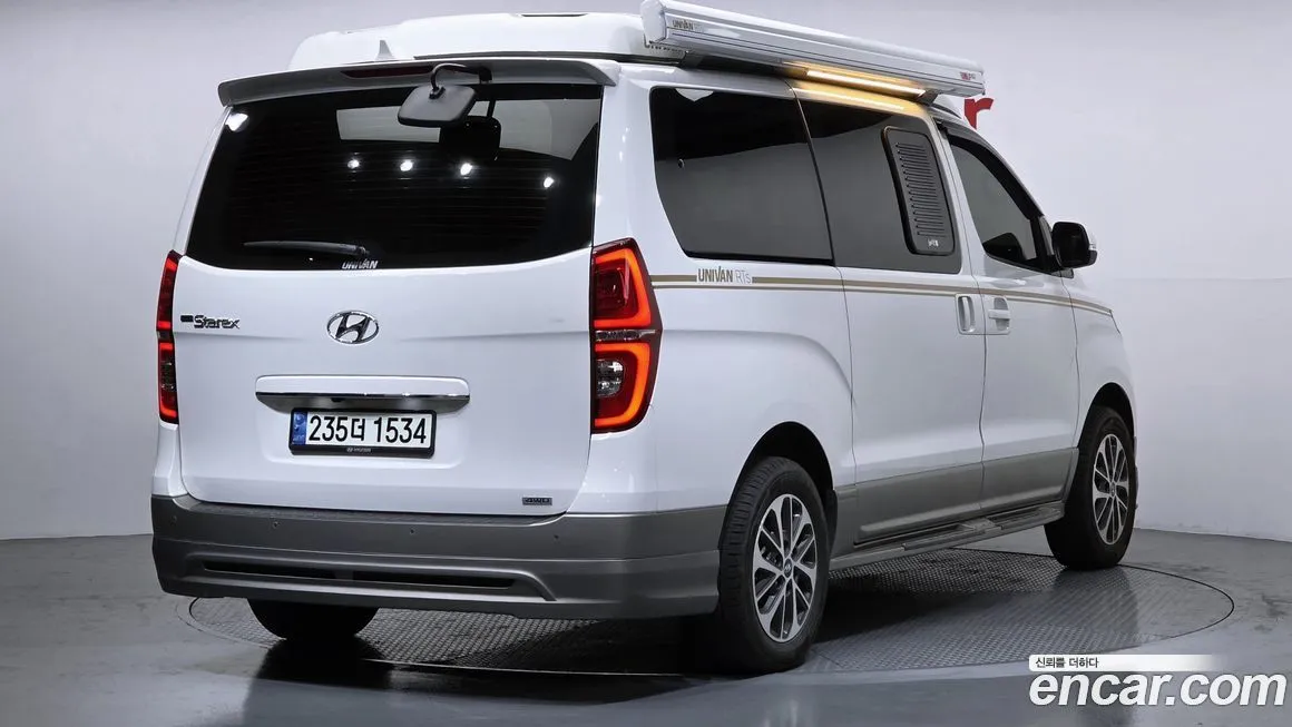 Hyundai Starex 2021 из KR, фото 2
