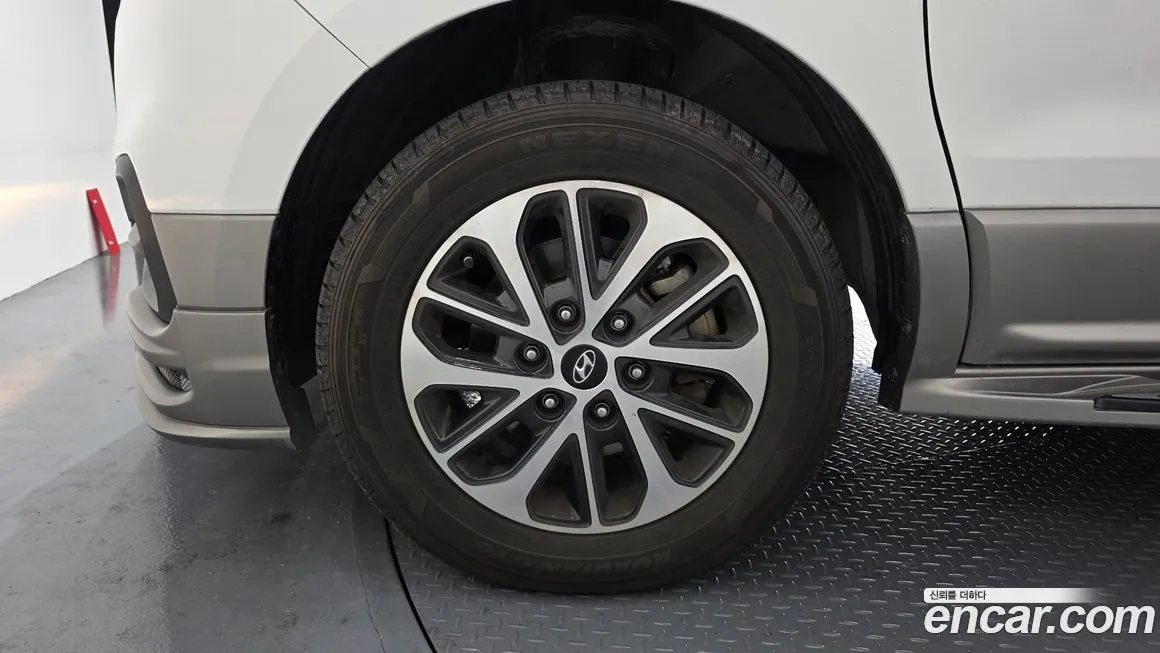 Hyundai Starex 2021 из KR, фото 3