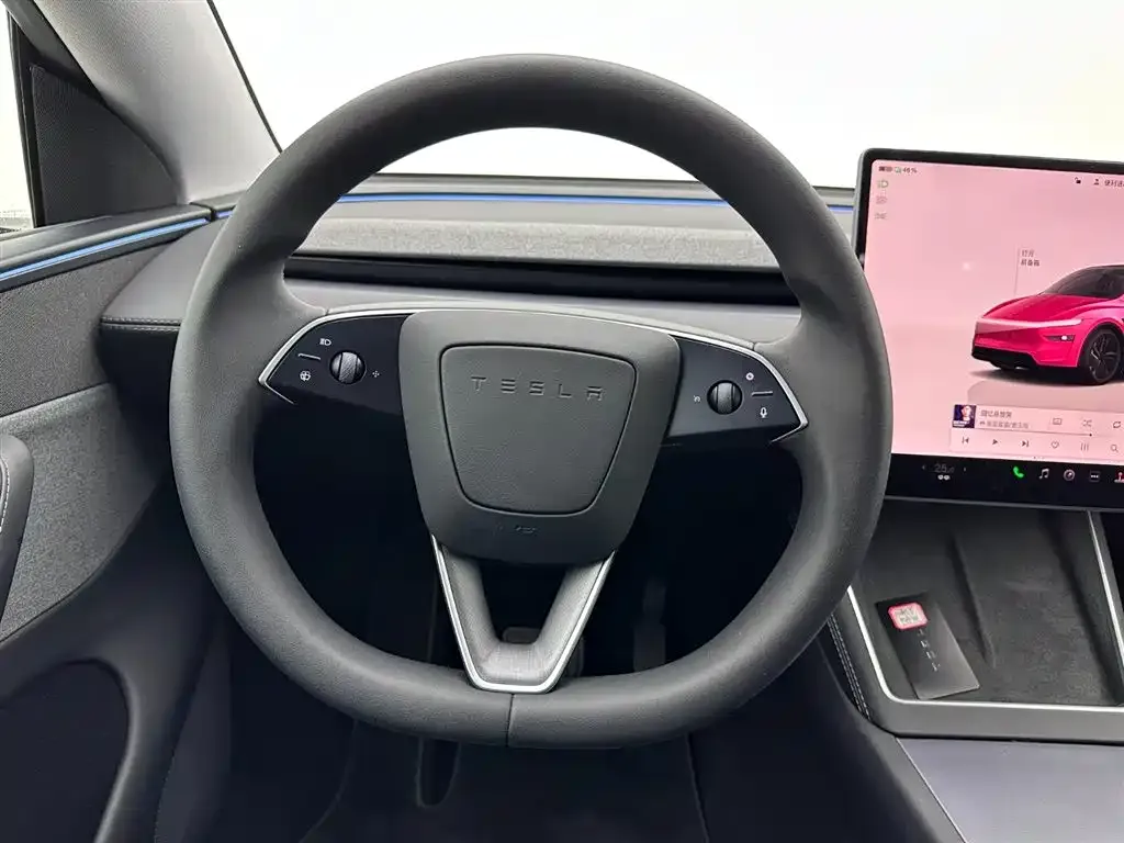 Tesla Model Y 2025 из CN, фото 4
