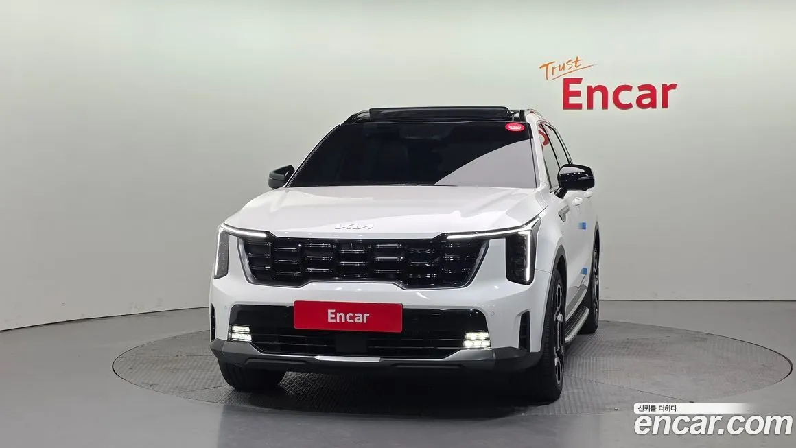 Kia Sorento — фото 5