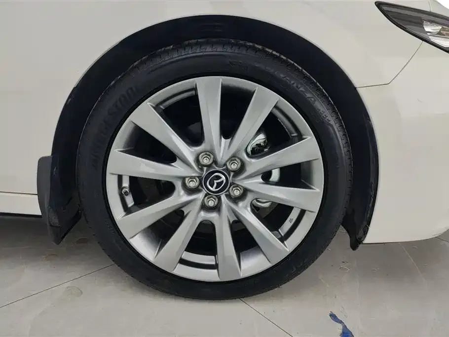 Mazda 3 Axela 2021 из CN, фото 2
