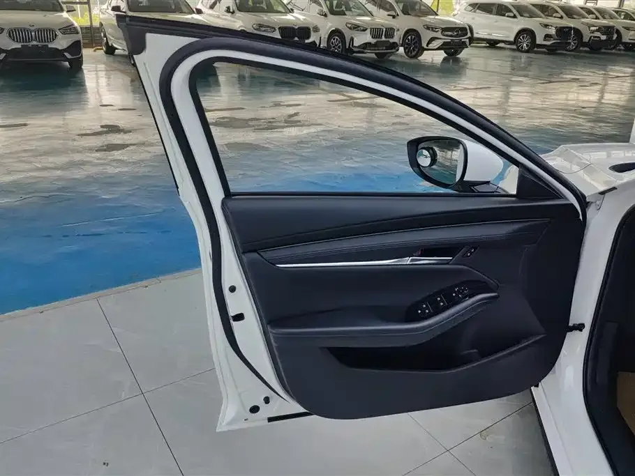 Mazda 3 Axela 2021 из CN, фото 10