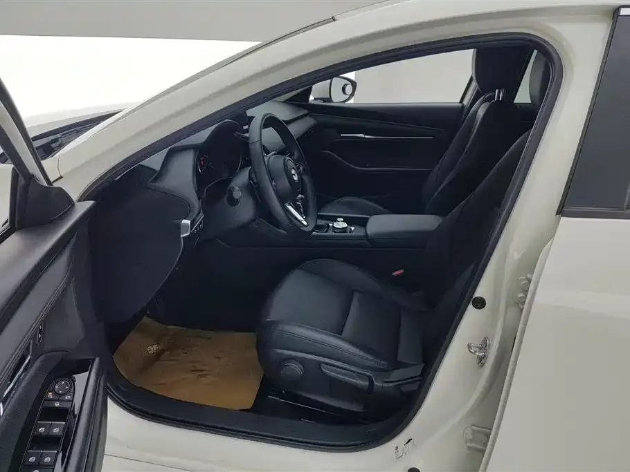 Mazda 3 Axela 2021 из CN, фото 7