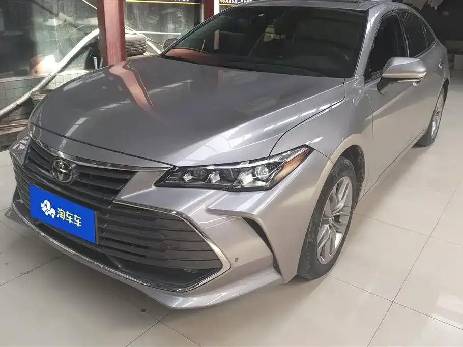 Toyota Avalon 2022 из CN, фото 1