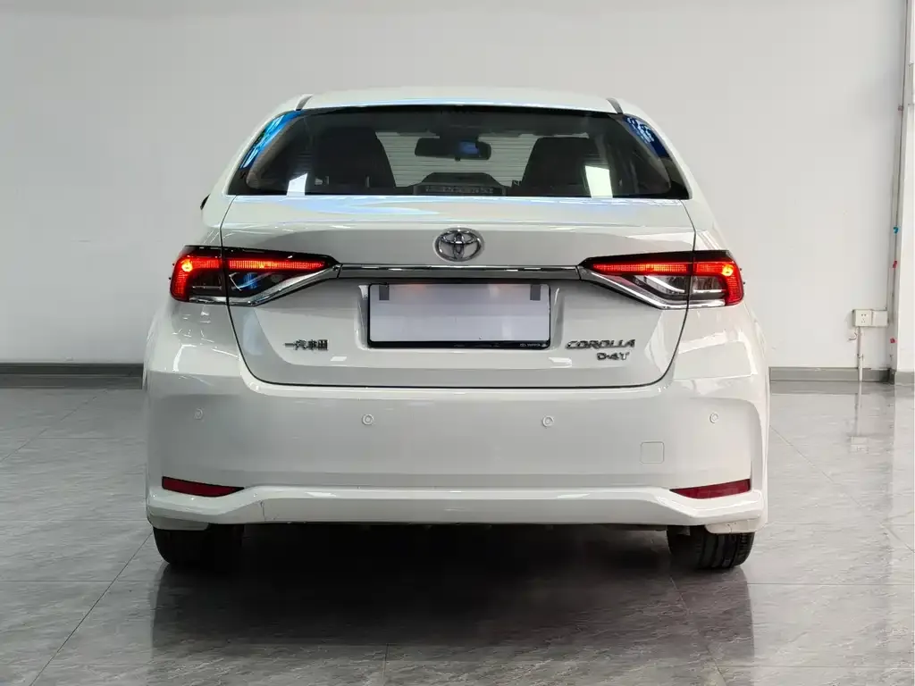 Toyota Corolla 2021 из CN, фото 4