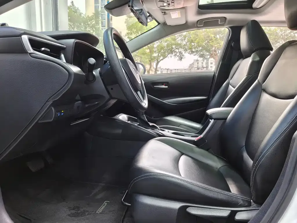 Toyota Corolla 2021 из CN, фото 6