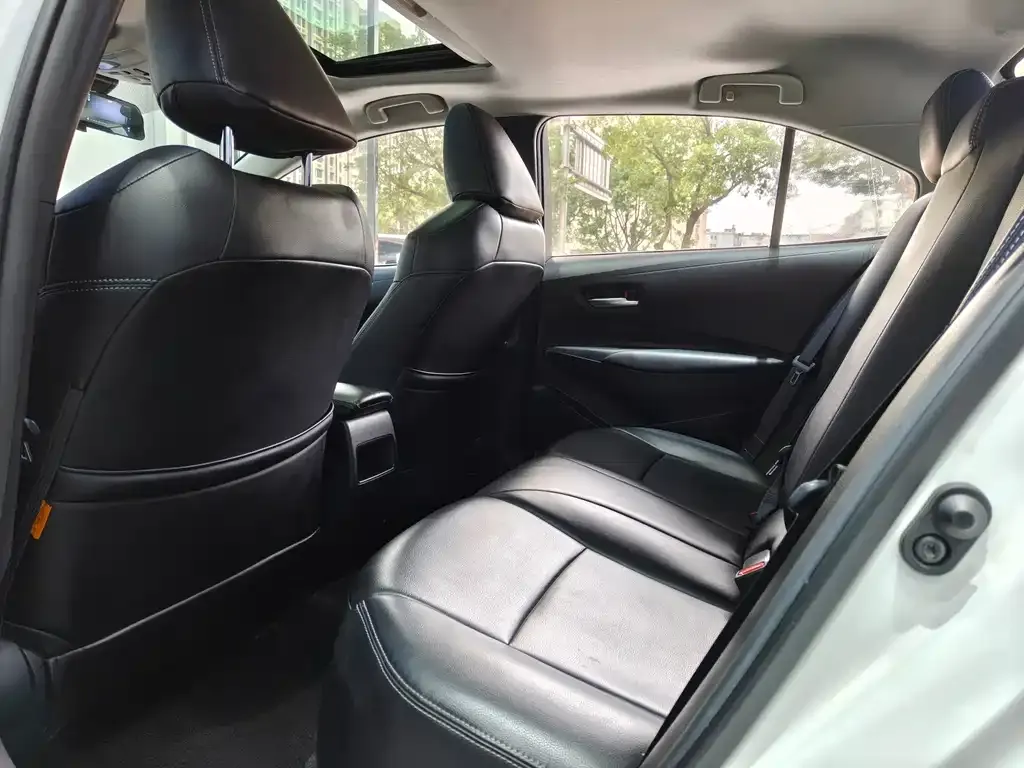 Toyota Corolla 2021 из CN, фото 8