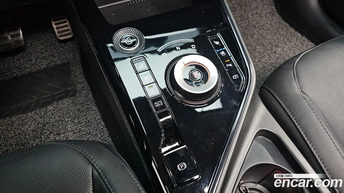 Kia Niro — фото 10