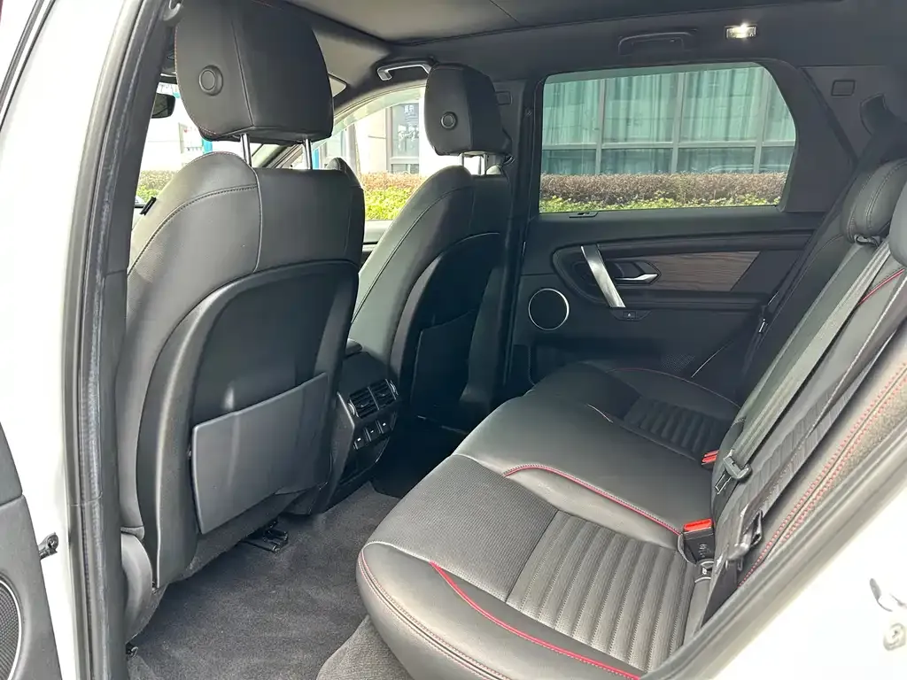 Land Rover Discovery Sport — фото 10