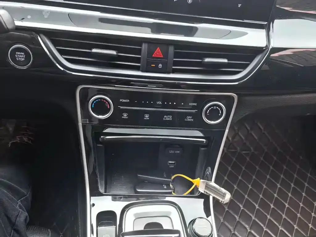 Kia Seltos 2023 из CN, фото 7