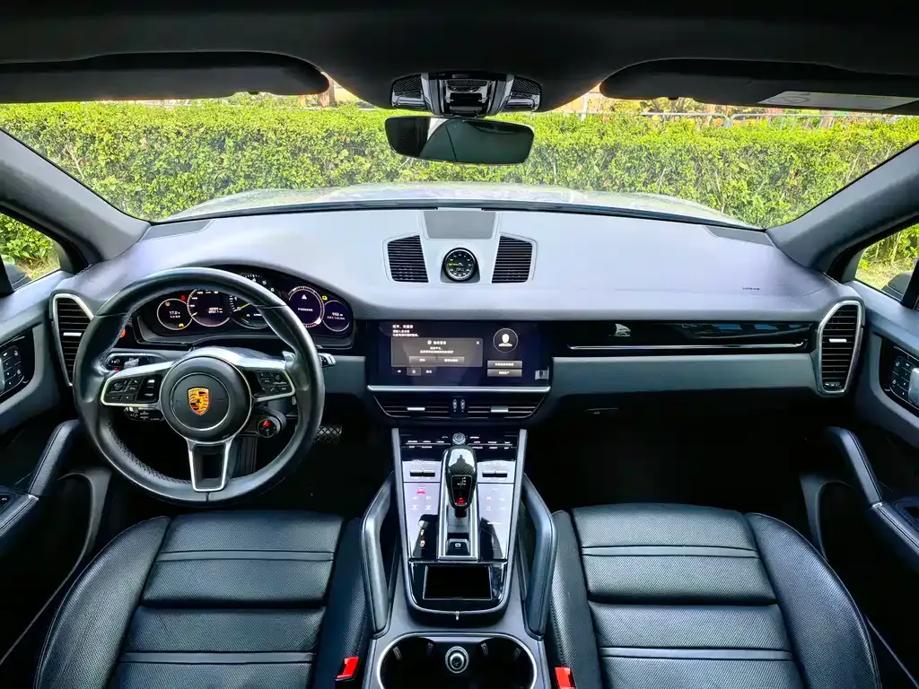 Porsche Cayenne Hybrid — фото 4