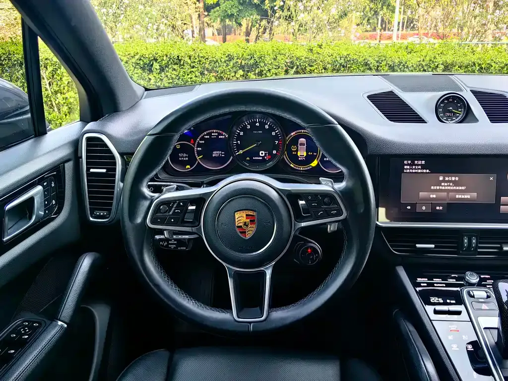 Porsche Cayenne Hybrid — фото 7