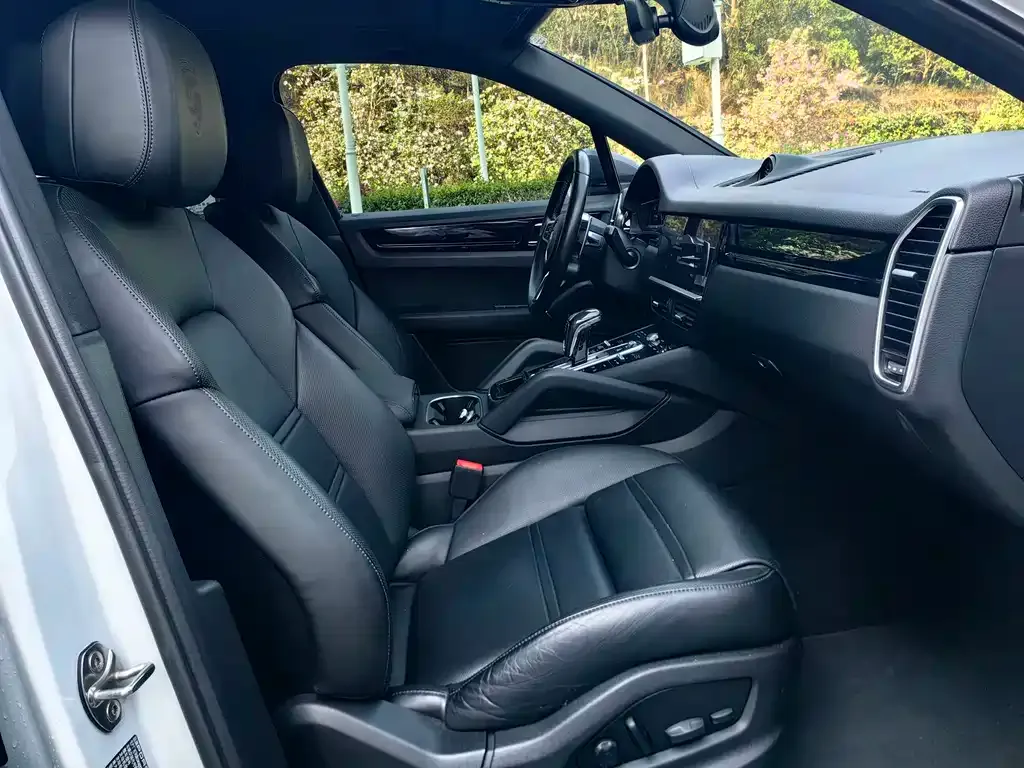 Porsche Cayenne Hybrid — фото 2