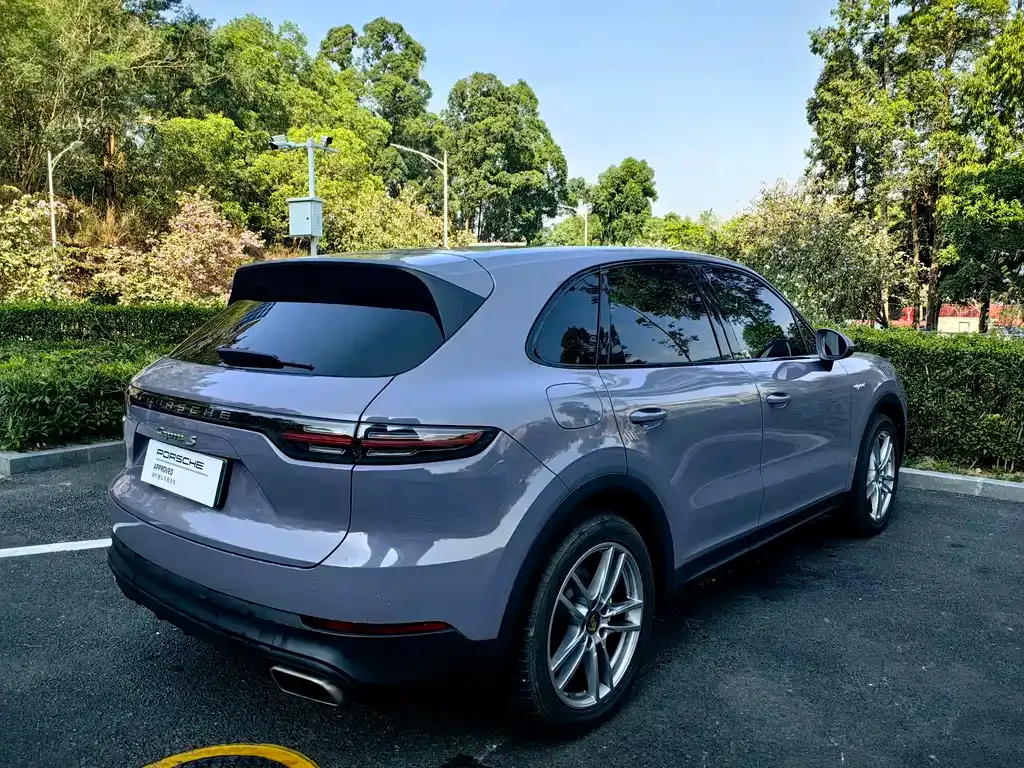 Porsche Cayenne Hybrid — фото 9