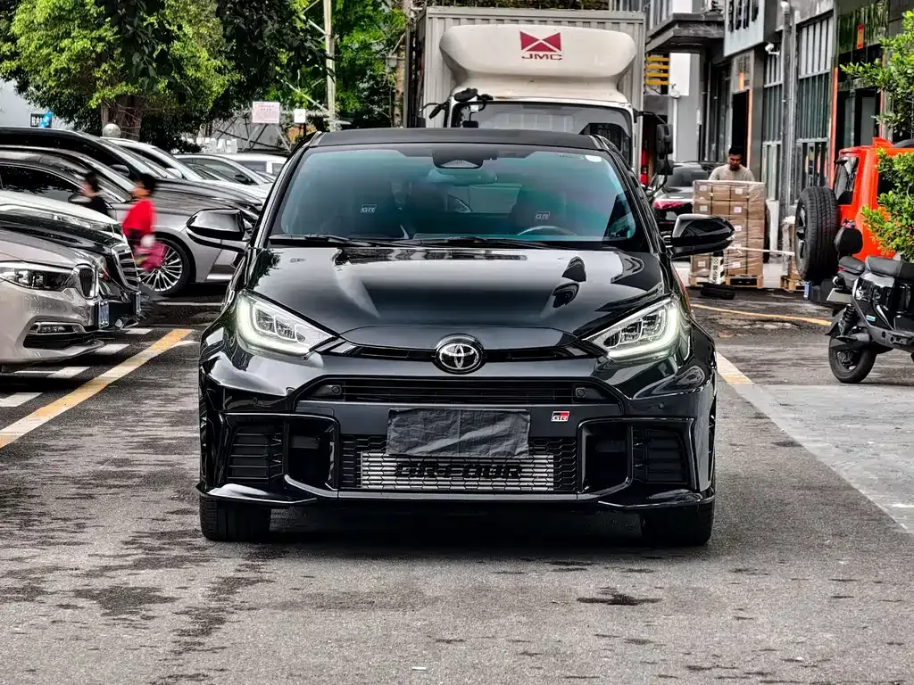 Toyota GR YARIS 2025 из CN, фото 5