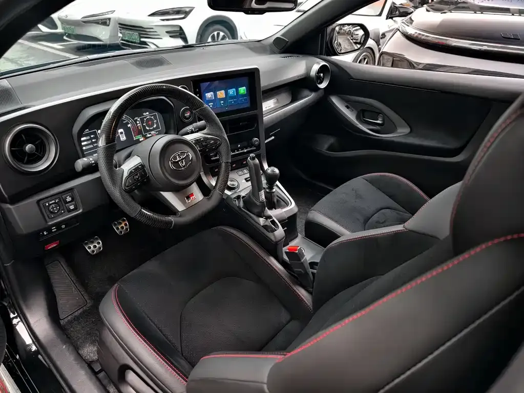 Toyota GR YARIS 2025 из CN, фото 2