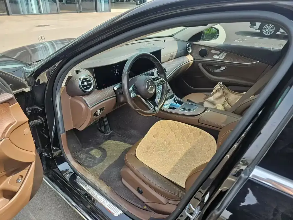 Mercedes-Benz E-Class 2021 из CN, фото 4