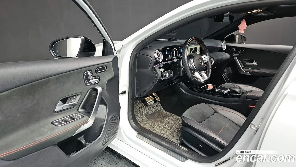 Mercedes-Benz A-Class 2023 из KR, фото 8