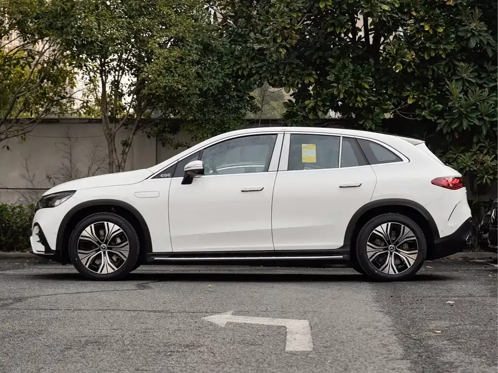 Mercedes-Benz EQE SUV 2026 из CN, фото 9
