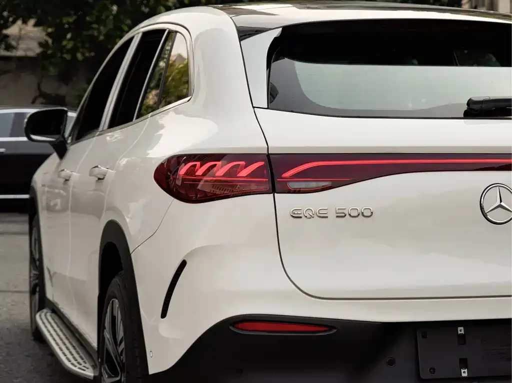 Mercedes-Benz EQE SUV 2026 из CN, фото 5