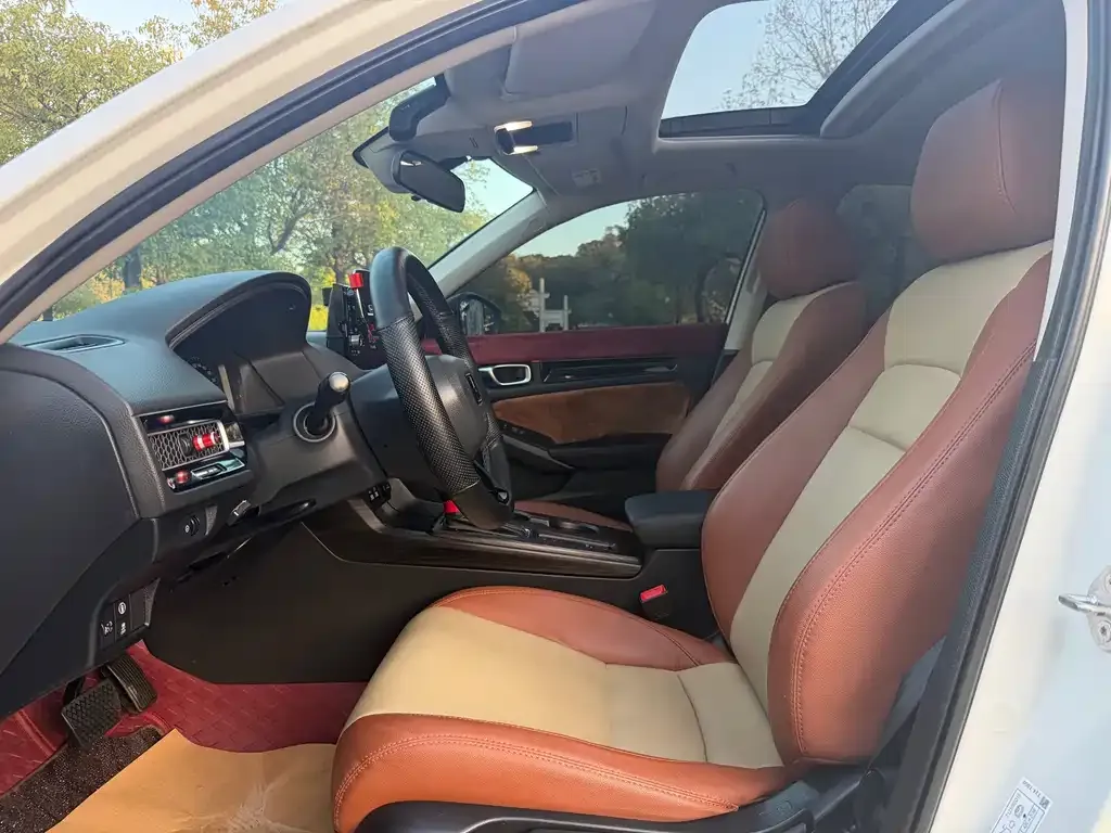Honda Civic — фото 10